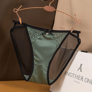 Mutandine Sexy da donna di alta qualità in pizzo oleoso a vita bassa a vita a vita tinta unita slip sensuali a contrasto di colore Bikini - Product Image 4