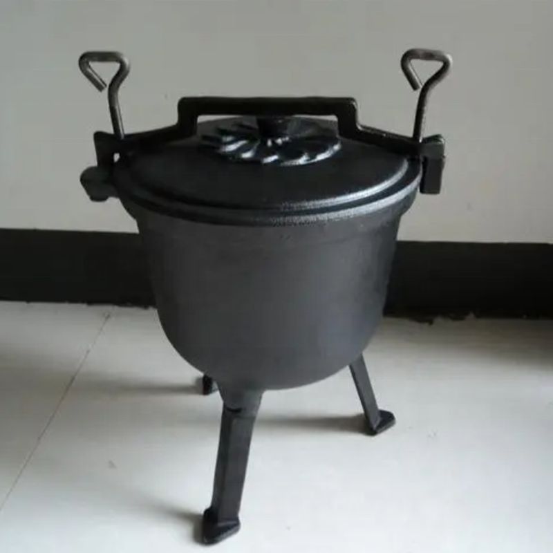4L Cast Iron Dutch Oven – Heavy-Duty 3-Leg Camping Pot with Lid for Outdoor Cooking - View 3