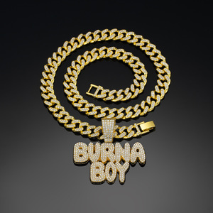 Collana Lunga Cubana alla Moda in Lega di Zinco con Ciondolo Lettera Hip-Hop Burna Boy con Strass, Placcata Oro, Stile Europeo e Americano - Product Image 2