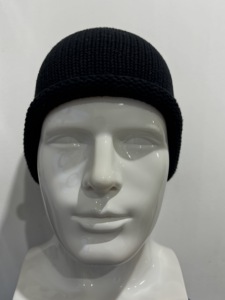 Beanie produttore all'ingrosso di fabbrica Logo personalizzato OEM ODM maglia Streetwear in lana in pelle cimitero con Patch incrociate berretto - Product Image 3