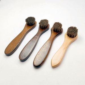 Brosse à chaussures en crin de cheval naturel personnalisée en gros avec manche en bois pour le nettoyage et l'entretien des chaussures - Product Image 3