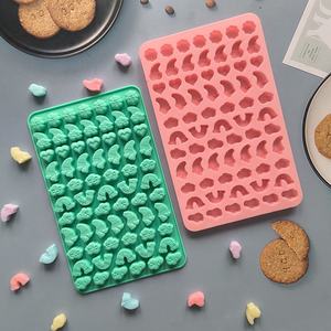 64 Gaten Mini Cartoon Snoepvorm Siliconen Chocolade Gummie Schimmel Regenboogwolk Rups Gevormde Koekwas Blokvorm - Product Image 1