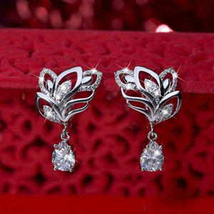 Eleganti Orecchini Pendenti Corti a Forma di Foglia e Fiore per Donne, Accessori per Orecchie da Indossare Quotidianamente in Estate - Product Image 3