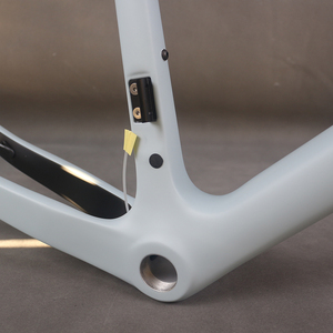 <span class=keywords><strong>Cadre</strong></span> <span class=keywords><strong>de</strong></span> vélo <span class=keywords><strong>de</strong></span> gravier en carbone 70042C <span class=keywords><strong>Cadre</strong></span> <span class=keywords><strong>de</strong></span> vélo Cyclocross Disc Bike Di2 <span class=keywords><strong>Cadre</strong></span> Peinture PT2707C GR029 - Product Image 5