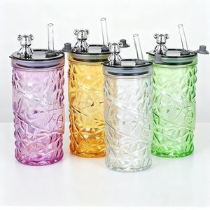 Tasses <span class=keywords><strong>à</strong></span> <span class=keywords><strong>eau</strong></span> en verre d'ours Tasses <span class=keywords><strong>à</strong></span> boire minces de grande capacité de haute qualité avec couvercles Tasse en verre avec paille Tasses <span class=keywords><strong>à</strong></span> lait avec couvercle - Product Image 1