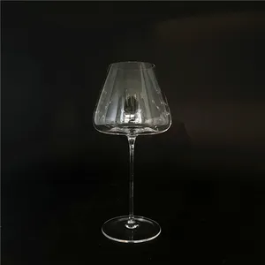 Großhandel kunden spezifisches Logo modernes Restaurant Kristalls tiel Hochzeits gläser Becher Stiel Weinglas