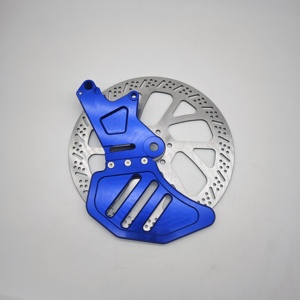 Parte CNC rinforzata FMO staffa freno posteriore a disco Ultra freni a ape su accessori per moto ape leggeri - Product Image 5