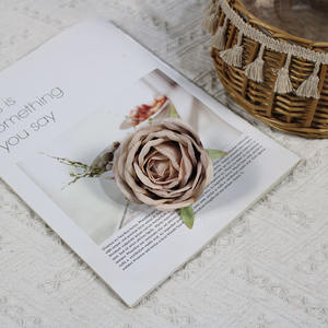 ดอกไม้ประดิษฐ์ ดอกกุหลาบวินเทจ ดอกกุหลาบชาใหม่ ดอกไม้ผ้าไหม ขายส่ง ดอกคามิลเลีย ดอกกุหลาบ ฉากหลังงานแต่งงาน ของตกแต่งนุ่มนวล ศิลปะดอกไม้ - Product Image 5