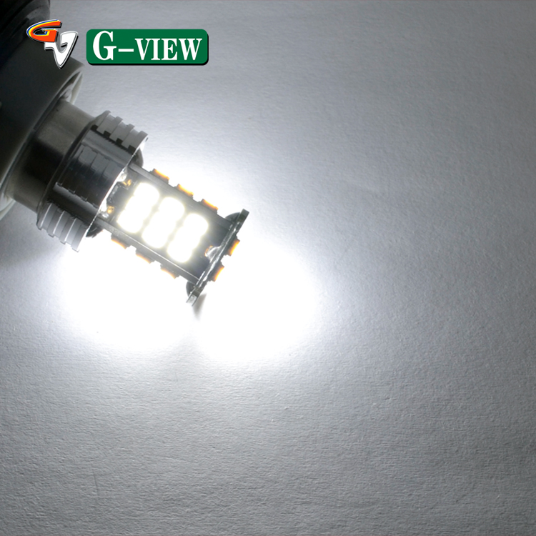 สีขาวอบอุ่น