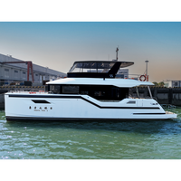 Catamaran de luxe en fibre de carbone pour les croisières océaniques et les divertissements, moteur in-bord