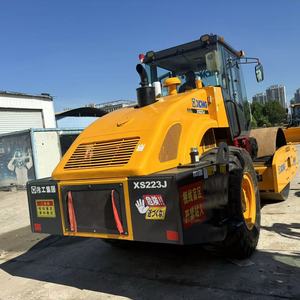 Rodillo Vibratorio de Un Solo Tambor de 20T XS203J, 128KW, 353kN de Fuerza Excitante, Carga Estática de Línea de 470N/cm para Construcción de Carreteras, Aeropuertos y Presas - Product Image 6