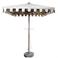 Parasol de marché moderne robuste HH à bord festonné, rayon de 3 m, cadre en aluminium pour utilisation en extérieur sur patio