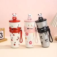 Bouteille d'eau isotherme portable en acier inoxydable de 700 ml avec couvercle à paille et bouche large, motif panda mignon, vente en gros