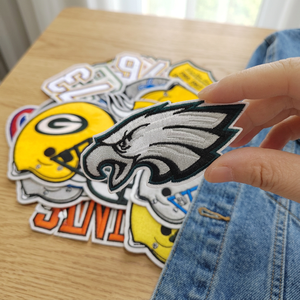 Pour Philadelphie : Patch brodé thermocollant vert en feutre non tissé écologique avec sequins, motif floral, pour décoration de lettres d'amour - Product Image 4