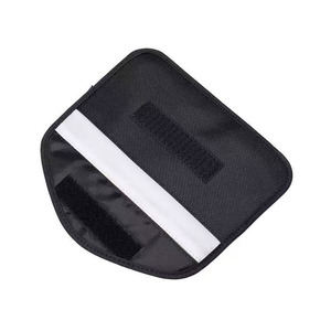 Portefeuille en nylon de luxe personnalisé Sac Faraday pour clé de voiture et bloqueur de signal de téléphone portable (WIFI/<span class=keywords><strong>GSM</strong></span>/LTE/NFC/RFID) - Product Image 2