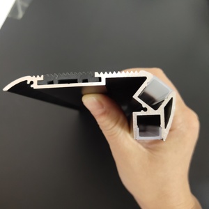 <span class=keywords><strong>Profil</strong></span>és en aluminium <span class=keywords><strong>LED</strong></span> SDW070-R à rainures pour le bord des marches, éclairage pour les zones <span class=keywords><strong>de</strong></span> passage, éclairage vers le haut et vers le bas - Product Image 5