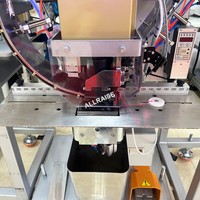 Machine à poser les boutons-pression pour vêtements, machine à perforer les œillets pour rideaux, machine à riveter les œillets de rideaux