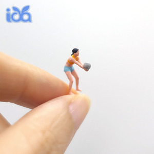 IOTA 2個樹脂ミニアクションフィギュアセット新しい幸せな夏の時間恋人コレクションボックス包装エンターテインメント - Product Image 4