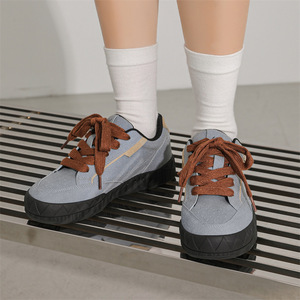 2025 nuovi prodotti retrò scarpe da tavola da uomo per il tempo libero sport mocassini piatti per <span class=keywords><strong>la</strong></span> camminata lenta traspirante alla <span class=keywords><strong>moda</strong></span> per l'autunno primavera - Product Image 2