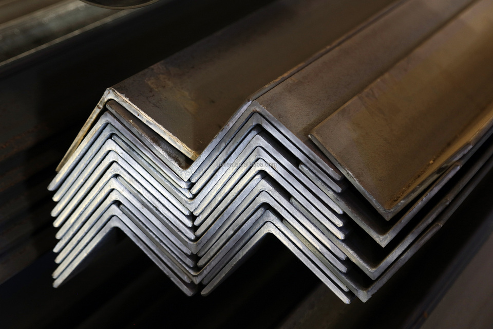 L 60 x 60 x 8 Hot Rolled Steel Equal Leg Angle