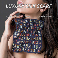 Écharpe carrée de luxe en polyester personnalisée pour femme, motif animalier géométrique graffiti dessin animé, douce pour la peau, idéale pour l'automne, vente en gros