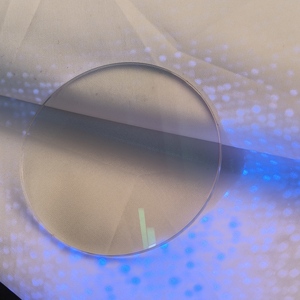 Lente Óptica Simple de Índice Medio 1.56, Diseño SPH, Anti Luz Azul, en Alta Demanda - Product Image 2