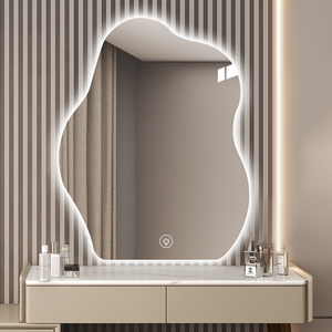 Miroir LED pleine longueur ondulé irrégulier sans cadre rétroéclairé avec interrupteur tactile sur pied pour chambre à coucher, salon, moderne, vente en gros - Product Image 1