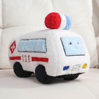 Vente en gros de jouets en peluche personnalisés sur le thème des véhicules (voiture, avion, ambulance, excavatrice, camion de pompiers, train), poupées en peluche, cadeaux en peluche douce, OEM ODM