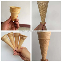 Machine à fabriquer des cornets de crème glacée molle, des coupes à café comestibles, des cornets de gaufres, des coupes à biscuits et des cornets à pizza, la moins chère du marché