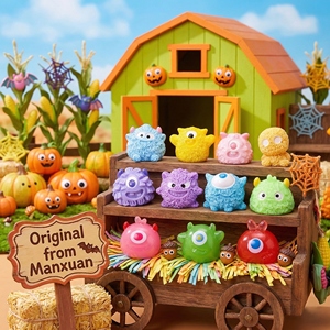 Tendenza 2026: Piccolo Mostro Goth Pastello, Ciondoli in Resina Luminosi a Forma di Caramella, Decorazione per Sala Giochi che si Illumina al Buio - Product Image 1