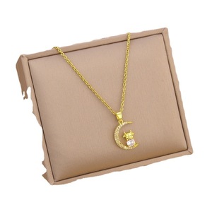 Collier Cœur de Luxe Élégant Entièrement Sertie de Diamants pour Femme, Chaîne de Clavicule Polyvalente en Acier Titane Tendance, pour Observation de la Lune à Distance - Product Image 6