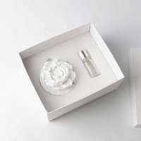 Vente en gros de parfum céramique fleur de pivoine arôme plâtre désodorisant fait à la main en porcelaine parfum de maison huile essentielle diffuseur de roseau