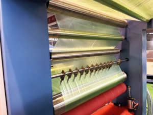 Extrudeuse de fil de raphia industrielle en plastique à vis unique Ligne d'extrusion de fil <span class=keywords><strong>plat</strong></span> PP Presse à balles Machine de fabrication de <span class=keywords><strong>corde</strong></span> en vente - Product Image 3