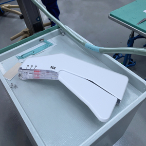 Pinzatrice Chirurgica Manuale Monouso per Chiusura Ferite 35w con Rimuovi-Punti Certificata CE - Product Image 6