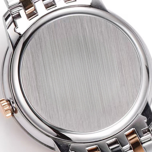 Reloj de pulsera de lujo personalizado en oro rosa de dos tonos con esfera de seda blanca, acero 316L, fecha, números romanos, movimiento automático mecánico para hombre de negocios. - Product Image 3