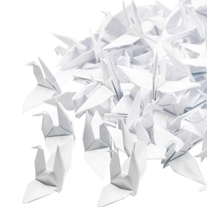 Vente en gros de grues en papier <span class=keywords><strong>origami</strong></span> japonaises blanches faites à la main 100 pièces 1.57 pouces bout d'aile design élégant inspiré de l'amour pour les vacances de mariage - Product Image 1