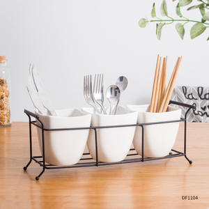 DF1104 ชุดที่วางตะเกียบเซรามิก 3 ชิ้น ชั้นวางของสีขาวสำหรับจัดระเบียบอุปกรณ์ครัว - Product Image 3