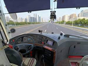 Autobus urbain d'occasion Yutong6125, 50 places, à essence, à vendre, autobus <span class=keywords><strong>longue</strong></span> <span class=keywords><strong>distance</strong></span> Yu Tong - Product Image 5