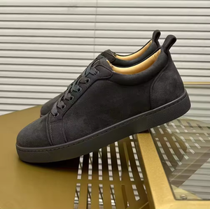 Sneakers de luxe de haute qualité à semelle rouge, design classique, lacets plats, chaussures de skate, chaussures de sport pour hommes, chaussures de course en plein air - Product Image 1