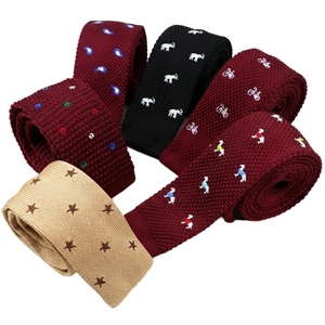 <span class=keywords><strong>Cravate</strong></span> Slim Bordeaux et Noire Tendance, Style Décontracté, Logo Brodé Personnalisé, Cravates <span class=keywords><strong>Tricot</strong></span>ées pour Hommes - Product Image 1