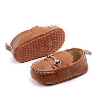 2023 moins cher vente chaude unisexe décontracté bébé chaussures mocassins beau joli mocassin
