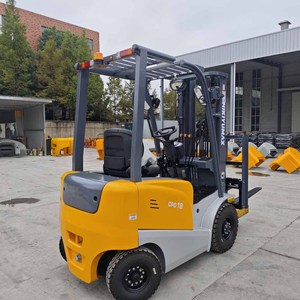 High Voltage Lithium Battery 1.8ton Forklifts Trucks With Accessories - Product Image 1