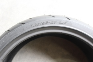Qualité supérieure Llantas De Moto Moto Tubeless <span class=keywords><strong>Pneu</strong></span> 180/<span class=keywords><strong>55</strong></span>/<span class=keywords><strong>17</strong></span> - Product Image 4