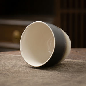 Vente en gros de tasses à thé et à café en céramique japonaise en porcelaine faite à la main, style Japandi, 4 pièces, compatibles lave-vaisselle, qualité <span class=keywords><strong>alimentaire</strong></span>, tasses à matcha, cadeau - Product Image 3