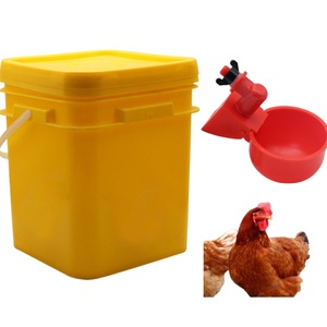 Fontaines à eau automatiques, abreuvoirs et bols pour poulets, canards, oies et autres volailles en élevage - Product Image 3