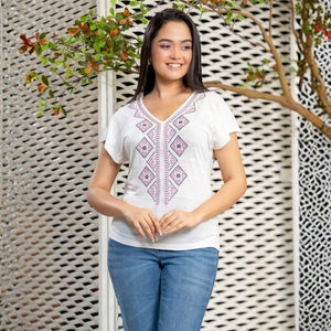 Blusa Versátil Premium de Manga Corta en Tejido Mélange Color Blanco Hueso, Transpirable para Mujer - Product Image 5