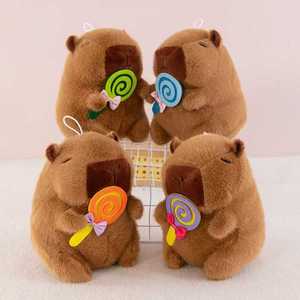 Peluches de Capibara con Temática de Fútbol - Muñecos de Peluche con Jersey a Cuadros Rojos y Blancos y Gorra de Fútbol con Relleno de Algodón PP - Product Image 6