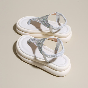 รองเท้าแตะแฟชั่นผู้หญิงปี 2026 ประดับเลื่อมครึ่งวง ดึงดูดสายตา รองเท้าส้นแบนสำหรับสุภาพสตรี - Product Image 2