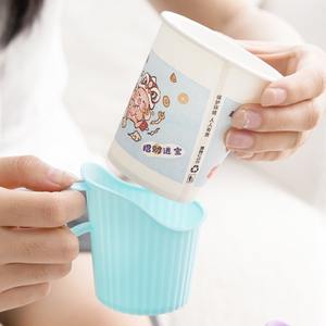 Portavasos desechables, paquete de 10, forma cilíndrica de plástico grueso con aislamiento para té de la tarde, accesorio de agarre de color aleatorio - Product Image 5