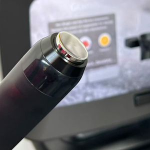 Hochwertige 3-in-1 Sauerstoff-Gesichtsmassage-Maschine Sauerstoff-Gesichtsbehandlung Kleine Blasen Co2-Blasen Gesichtspflege-Gerät - Product Image 6